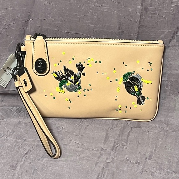 Coach Handbags - Coach 1941 Meadowlark Turnlock Wristlet